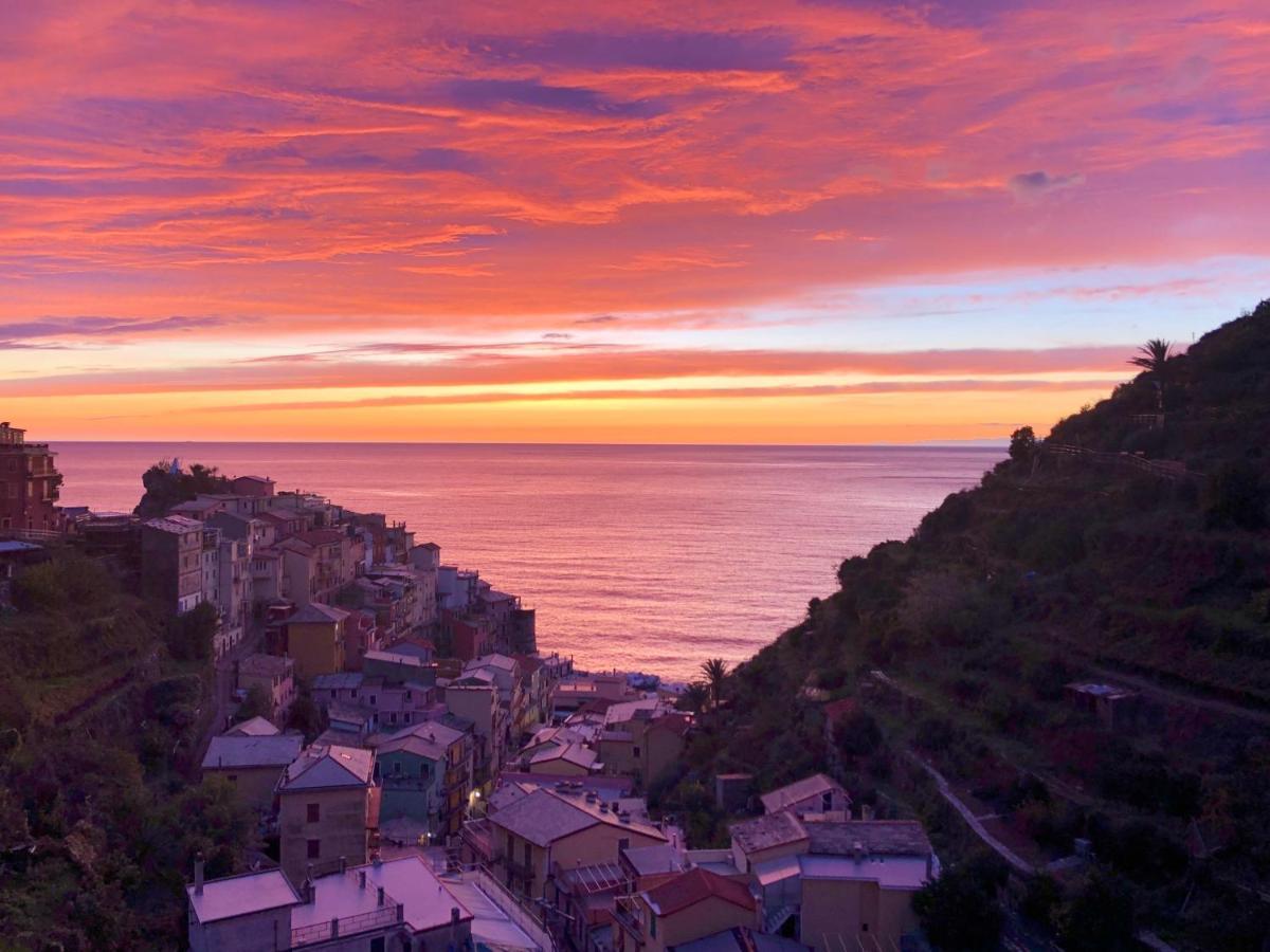 L' Attico Giallo Oro Di Giulia Manarola Eksteriør bilde